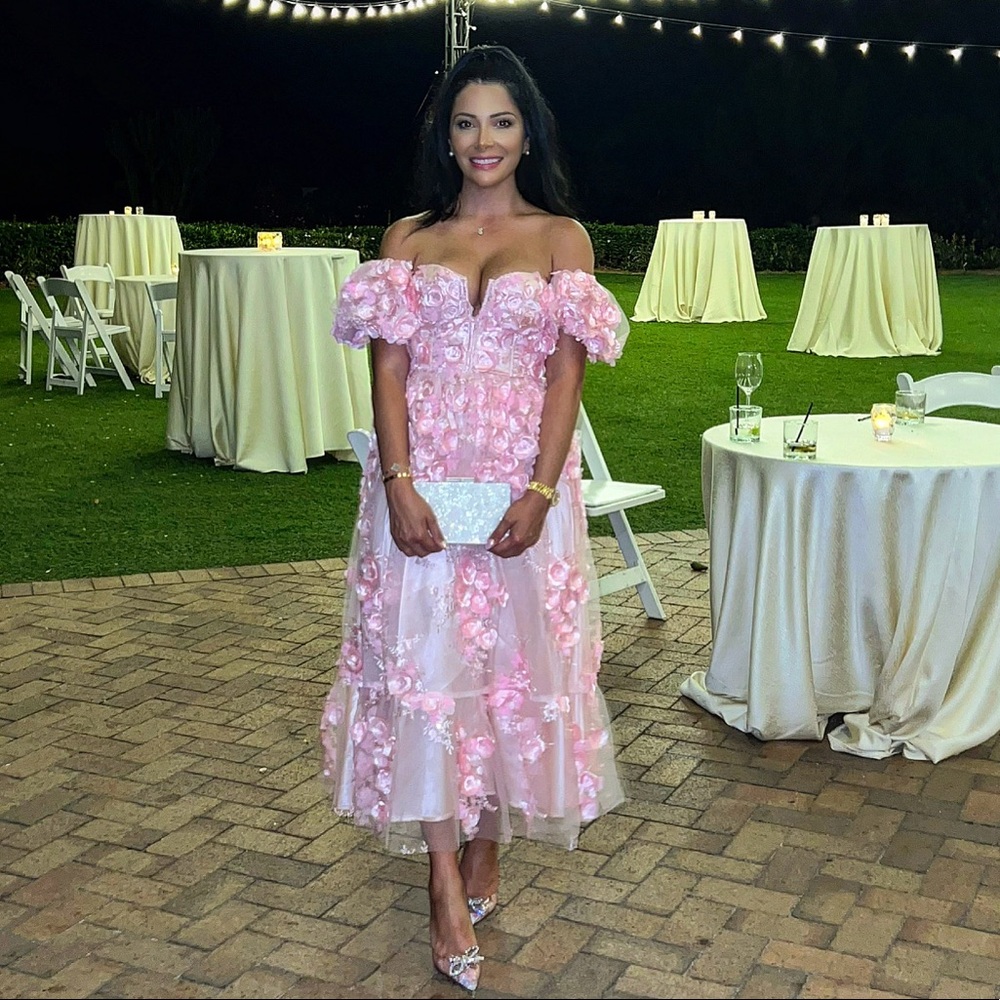 The most darling pink floral appliqué  dress
